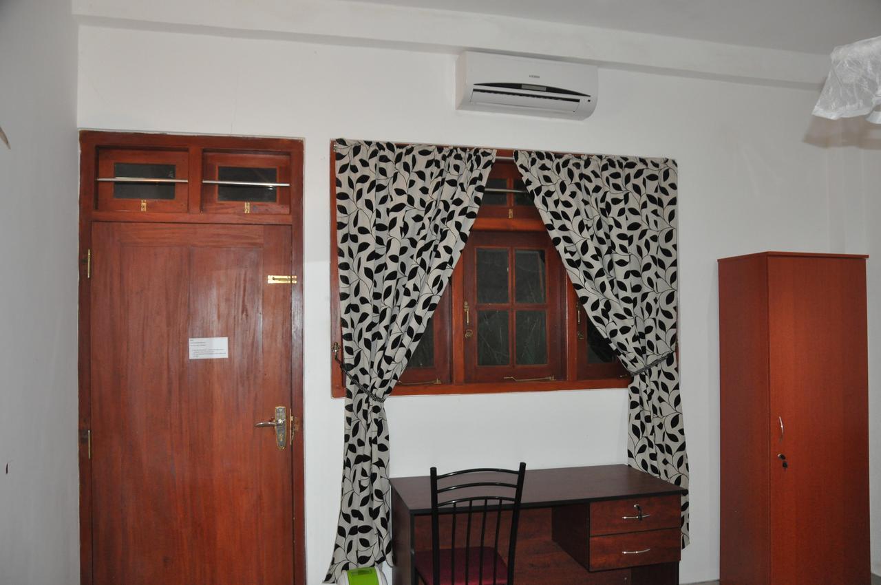 The Fence Bed and Breakfast Bentota Buitenkant foto