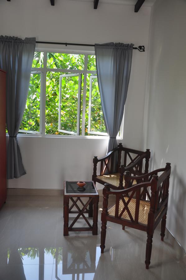 The Fence Bed and Breakfast Bentota Buitenkant foto